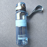 Travel water bottle